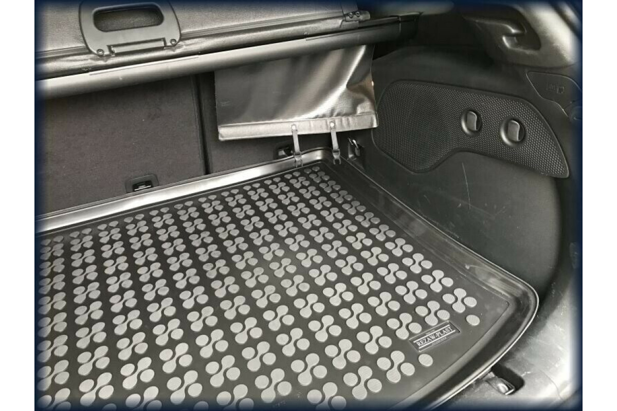 RezawPlast Rubber Trunk Mat for Volvo XC90 20162021 Black